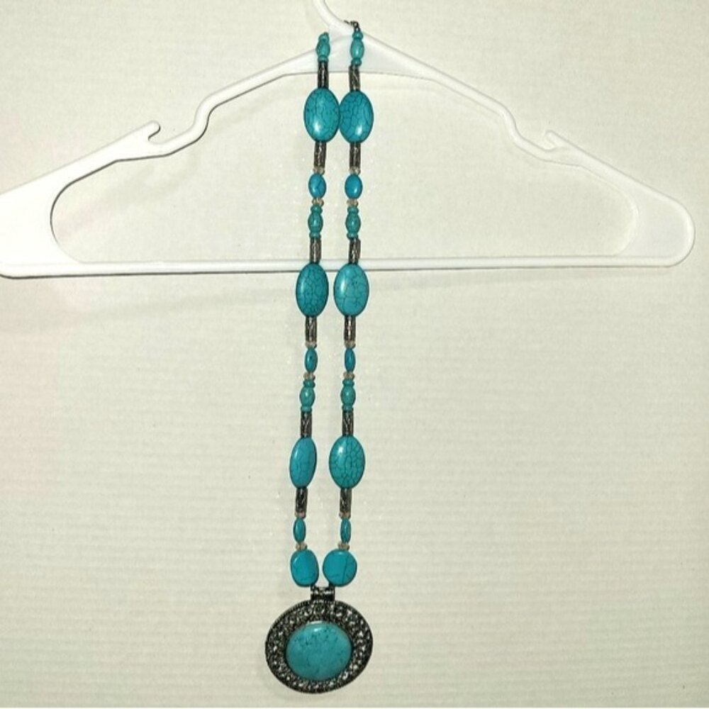 Turquoise & Silver Statement Necklace With Large Oval Pendant Beaded Design Wome - Picture 5 of 5